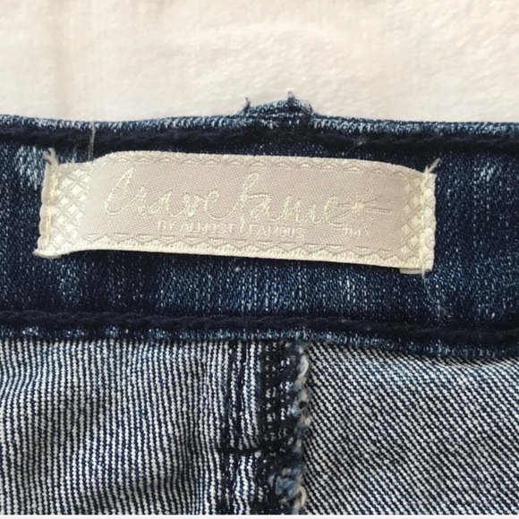 Crochet Lace Frayed Hem Distressed Jean Shorts 3 - Picture 4 of 5